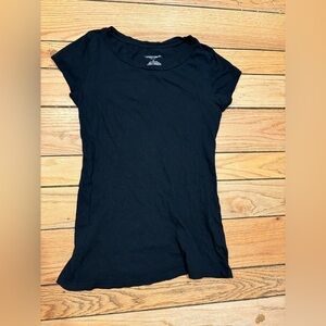 Liz Lange maternity Target Women's Classic Black Tee